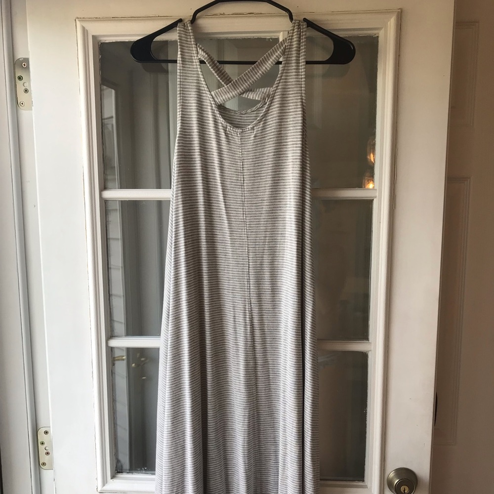 Carly Jean Los Angeles Dress Small